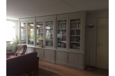 Maatwerk Vitrinekast