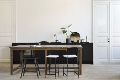 ETHNICRAFT BLACK OAK OSSO COUNTER STOOL 57x33x67 53045