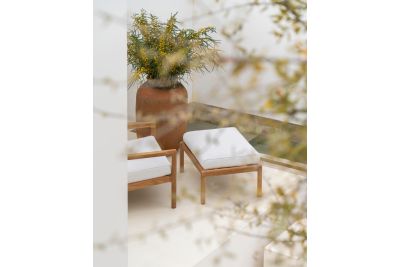 ETHNICRAFT JACK OUTDOOR VOETENBANK TEAK | OFF WHITE KUSSEN | ZITHOOGTE 40 CM | 71X54X40