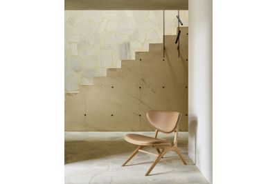 EYE LOUNGE CHAIR - VARNISHED OAK - SIENNA LEATHER 