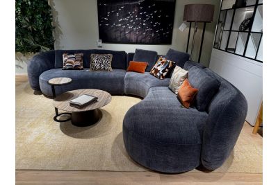 SHOWMODEL AMSTERDAM LE CLUB MARTINIQUE OP POOTJE | 3,5-ZITS AL + RONDE HOEK + TERMINAL XL AR
3,5-ZITS AL + RONDE HOEK + TERMINAL XL AR