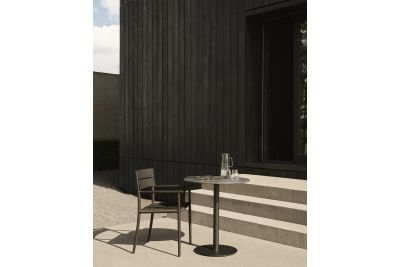 ETHNICRAFT ELIN OUTDOOR DINING CHAIR ALUMINIUM WITH ARM DARK BRONZE 60572 52 x 57 x 84