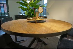 STEEL Round dining table 140 x 140 x 76 cm
140 x 140 x 76 cm