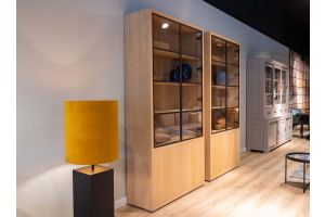 EGK091  Glaskast eiken rustiek PUUR/DUNE 2drs eiken/ 2drs metaal / kast 1deel 230x125x40