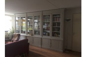 Maatwerk Vitrinekast