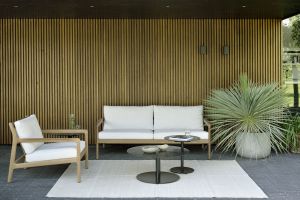 ETHNICRAFT JACK OUTDOOR BANK TEAK | OFF WHITE KUSSEN | ZITHOOGTE 40 CM | 2-ZITS | 180X90X73
ETHNICRAFT JACK OUTDOOR BANK TEAK 