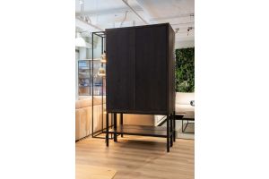 Glaskast eiken rustiek STOER 2drs metaal/op metaal