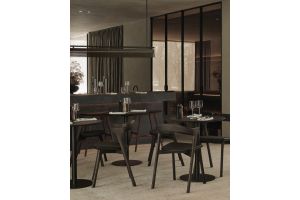 BLEND DINING TABLE VASRNISHED OAK BLACK DARK BRONZE BASE - 70 x 70 x 76 51947