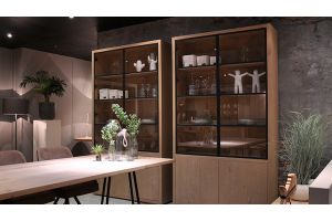  Glaskast eiken rustiek PUUR/DUNE 2drs eiken/ 2drs metaal versprongen EGK097