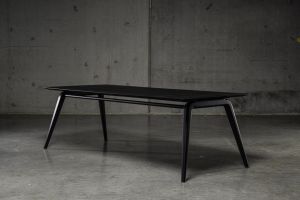 Pitcher eettafel eikenhout