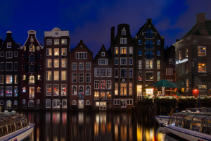 Amsterdam Eettafel notenhout | notenhout