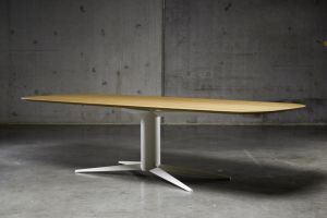 Jump & Wave eettafel eikenhout | Seuren Tafels 
