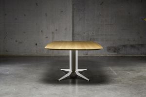 Jump & Wave eettafel eikenhout | Seuren Tafels 