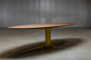 Jump & Wave eettafel notenhout | Seuren Tafels 