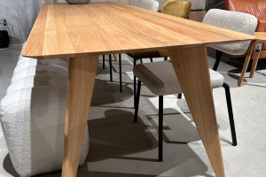 Moonshadow eettafel eikenhout | Seuren Tafels