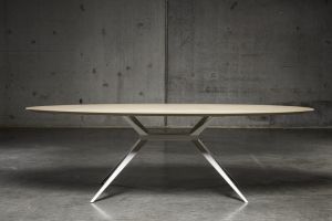 Zwaan eettafel notenhout | Seuren Tafels