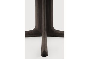 CORTO DINING TABLE VARNISHED OAK