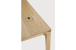 BOK DESK - VARNISHED OAK - RECTANGULAR - WITH CABLE MANAGEMENT 140 x 70 x 76	51575