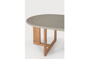 TRESTLE OUTDOOR DINING TABLE - VARNISHED CONCRETE TOP - RECLAIMED TEAK BASE - LIGHT GREY - OBLONG  