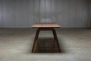 SHOWMODEL AMSTERDAM Pitcher | notenhout 260 x 100 OP=OP
Seuren Tafels Pitcher Tafel bij De Tafelaar