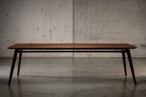 SHOWMODEL AMSTERDAM Pitcher | notenhout 260 x 100 OP=OP
Seuren Tafels Pitcher Tafel bij De Tafelaar