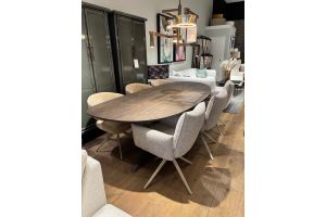 ORGANIC PEBBLE DINING TABLE