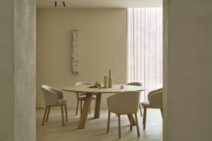 UNDA DINING TABLE OAK ROUND 180 x 180 x 76 CM 50701
