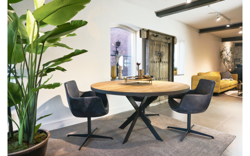 STEEL Round dining table 140 x 140 x 76 cm
140 x 140 x 76 cm