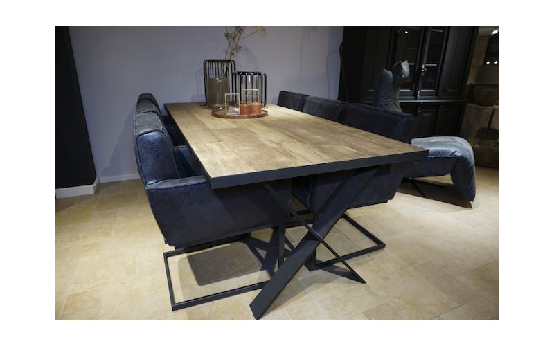 STEEL dining table 225 x 100 x 76 cm
225 x 100 x 76 cm