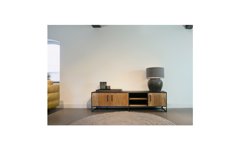 STEEL TV meubel 200 x 40 x 50 cm
200 x 40 x 50 cm