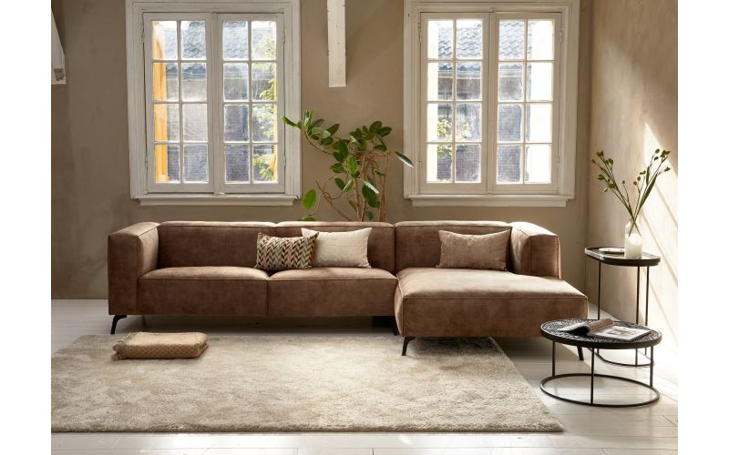 VINO PIEMONTE | HOEKBANK | LONGCHAIR