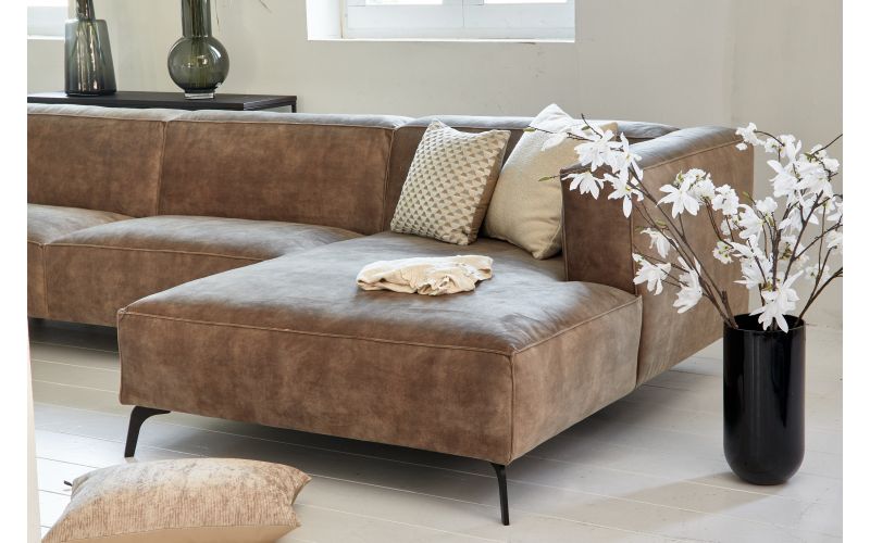 VINO PIEMONTE | HOEKBANK | LONGCHAIR