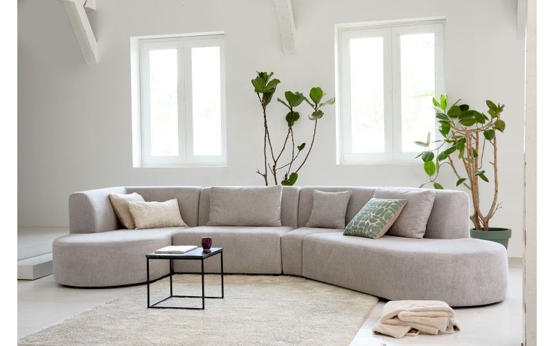 HUG FROM DENMARK | BANK MET VEEL RONDINGEN