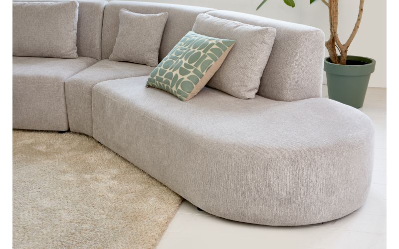 HUG FROM DENMARK | BANK MET VEEL RONDINGEN