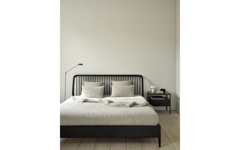 ETHNICRAFT SPINDLE NACHTKASTJE EIKEN 55X35X52