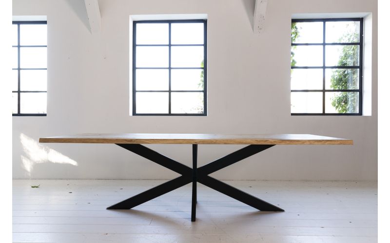 Spicy Zanzibar boomstamrand metalen poot HA
Afwerking HA