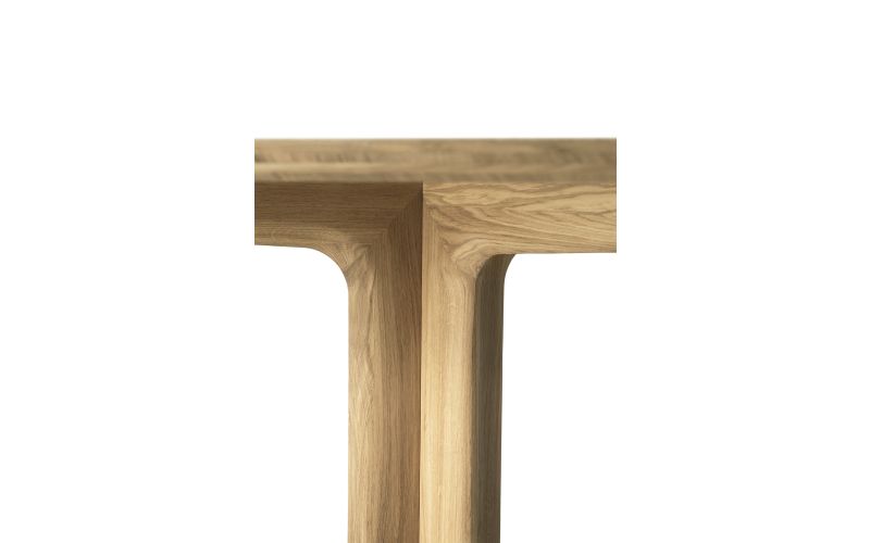 CORTO DINING TABLE OAK