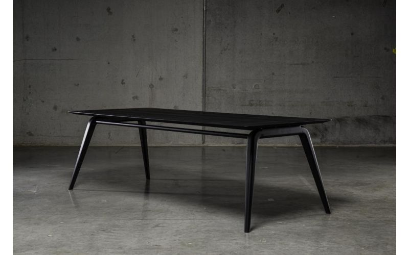 Pitcher eettafel eikenhout