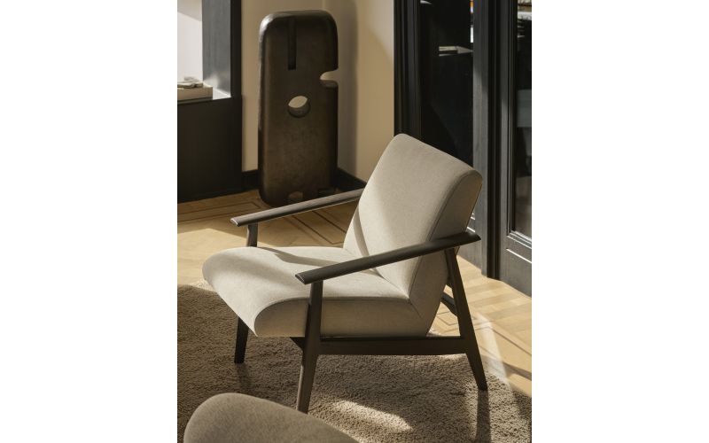 ASPECT LOUNGE CHAIR - TEAK DARK BROWN - 67 x 78 x 72
67 x 78 x 72CM