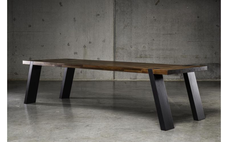 Gulliver Spagaat tafel staal eiken | Seuren Tafel