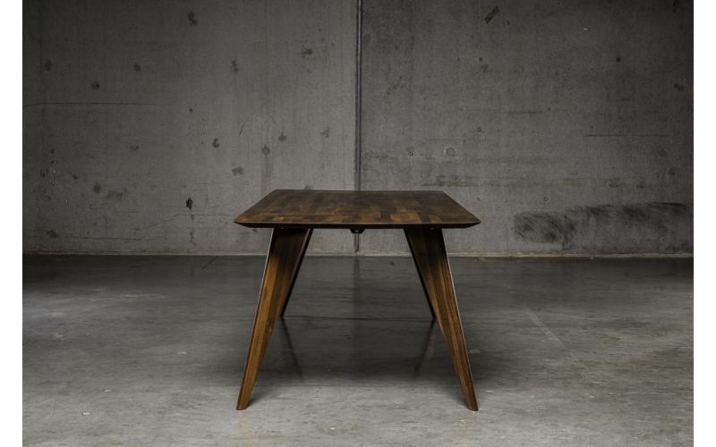 Moonshadow eettafel notenhout | Seuren Tafels 