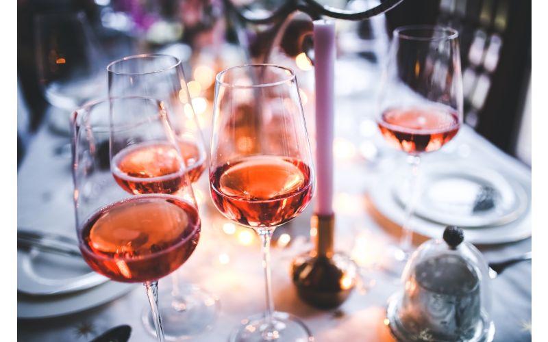 Bourgondiër eettafel notenhout | Seuren Tafels 