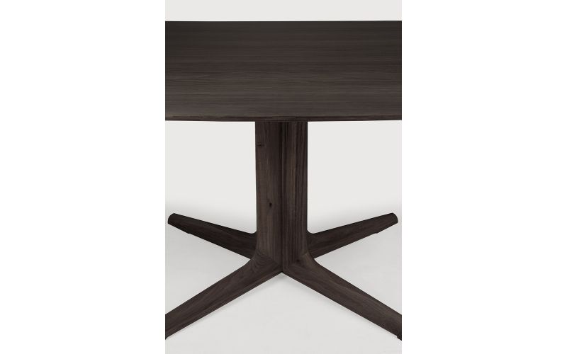 CORTO DINING TABLE VARNISHED OAK