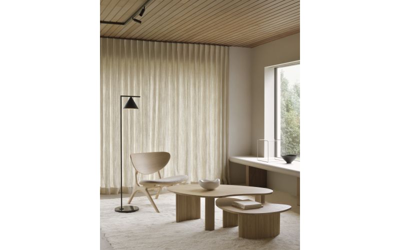 BOOMERANG COFFEE TABLE - OAK - PEBBLE SHAPE 