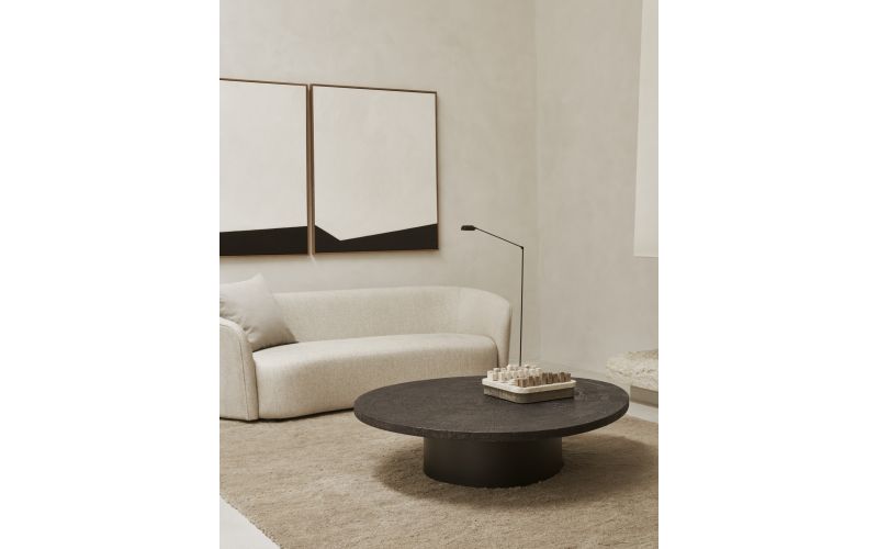 SLICE COFFEE TABLE 138 x 123 x 33	25931