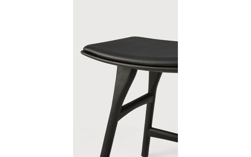 OSSO STOOL - VARNISHED OAK - BLACK - BLACK LEATHER