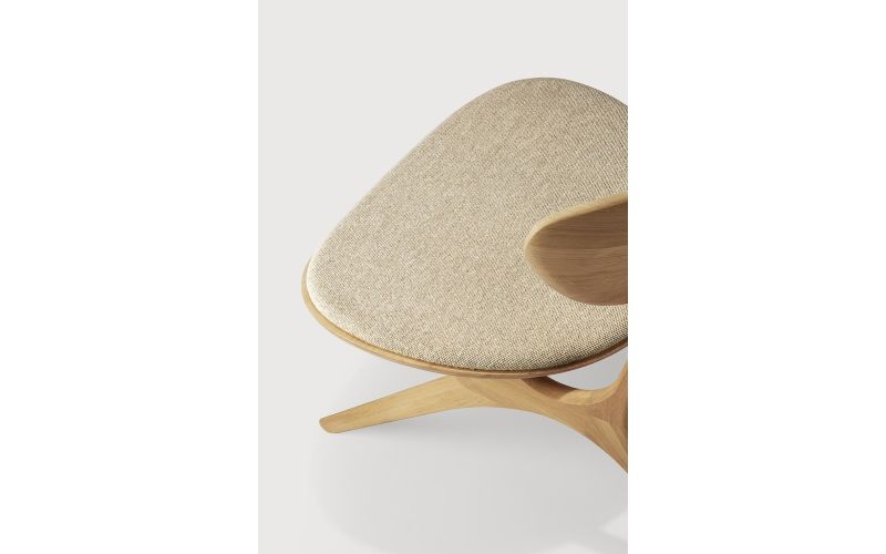 EYE LOUNGE CHAIR - VARNISHED OAK - OFF WHITE 