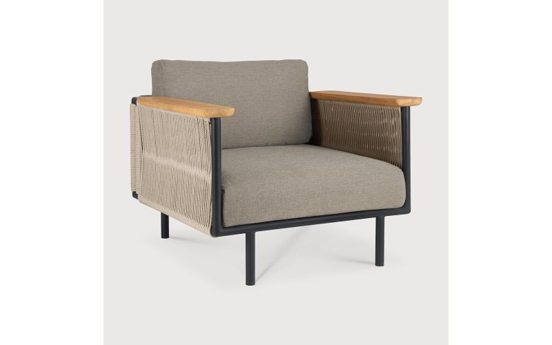 CORBEY OUTDOOR LOUNGE CHAIR - ALUMINIUM - BLACK 