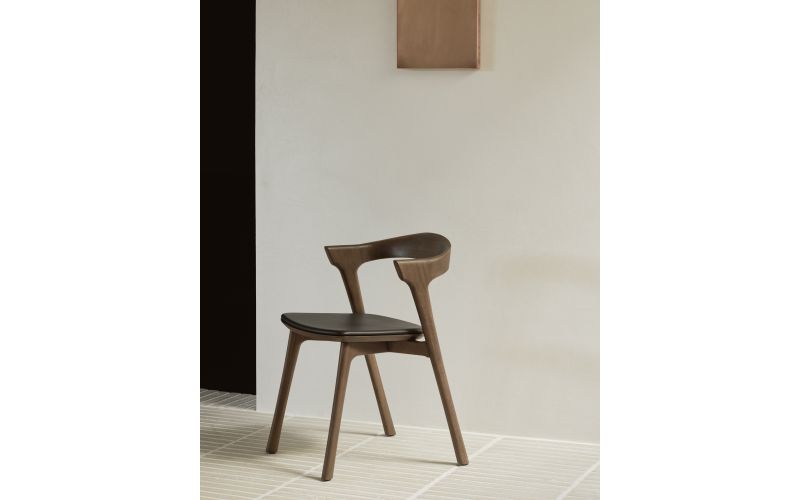 BOK DINING CHAIR - VARNISHED TEAK - BROWN - BLACK LEATHER 50 X 54 X 76 10685