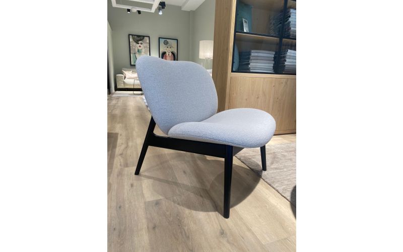 JAPANDI CHAIR SHOWMODEL Amsterdam WINKEL met zwarte Poten